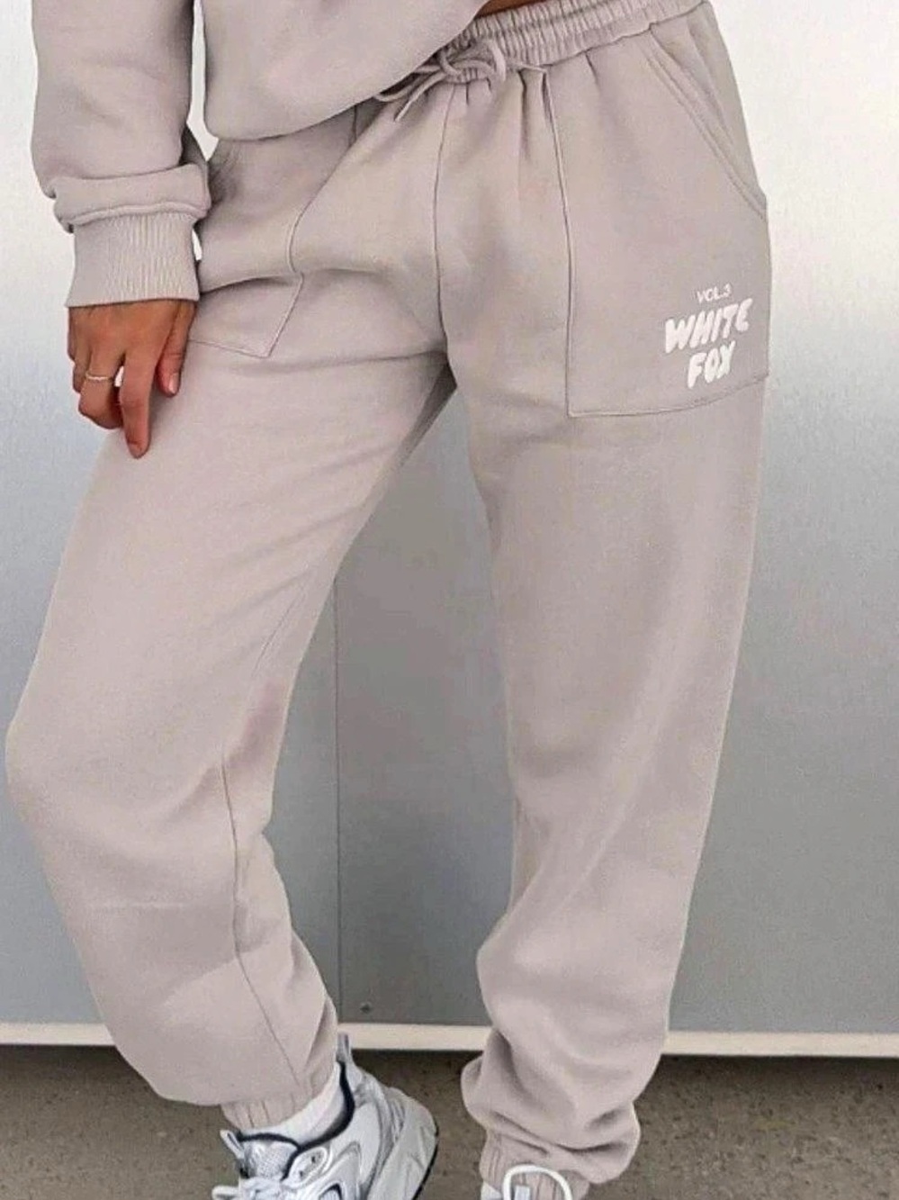 White Fox Offstage Wide Leg Sweatpants Wide Leg Sweatpants in Moon Size Medium